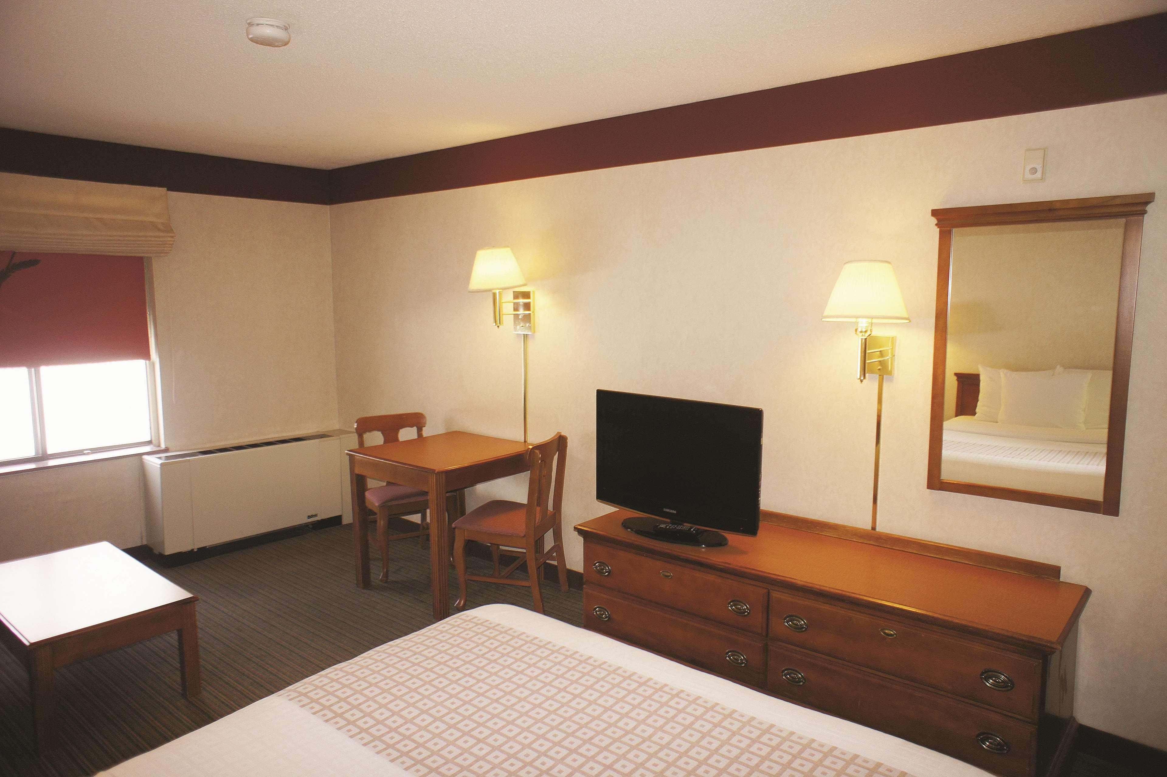 Holiday Inn Express South Burlington - Downtown By Ihg Exterior foto