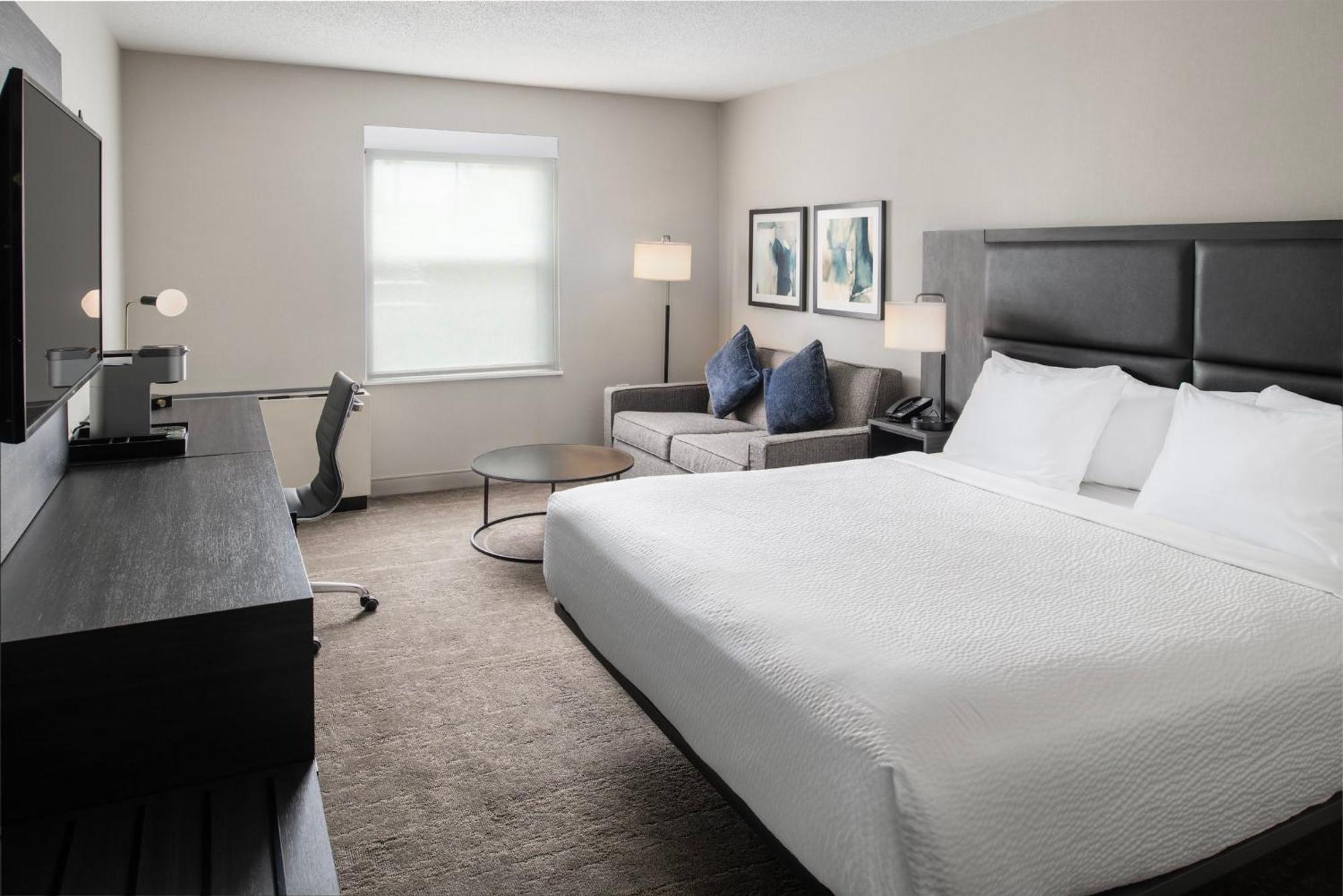 Holiday Inn Express South Burlington - Downtown By Ihg Exterior foto