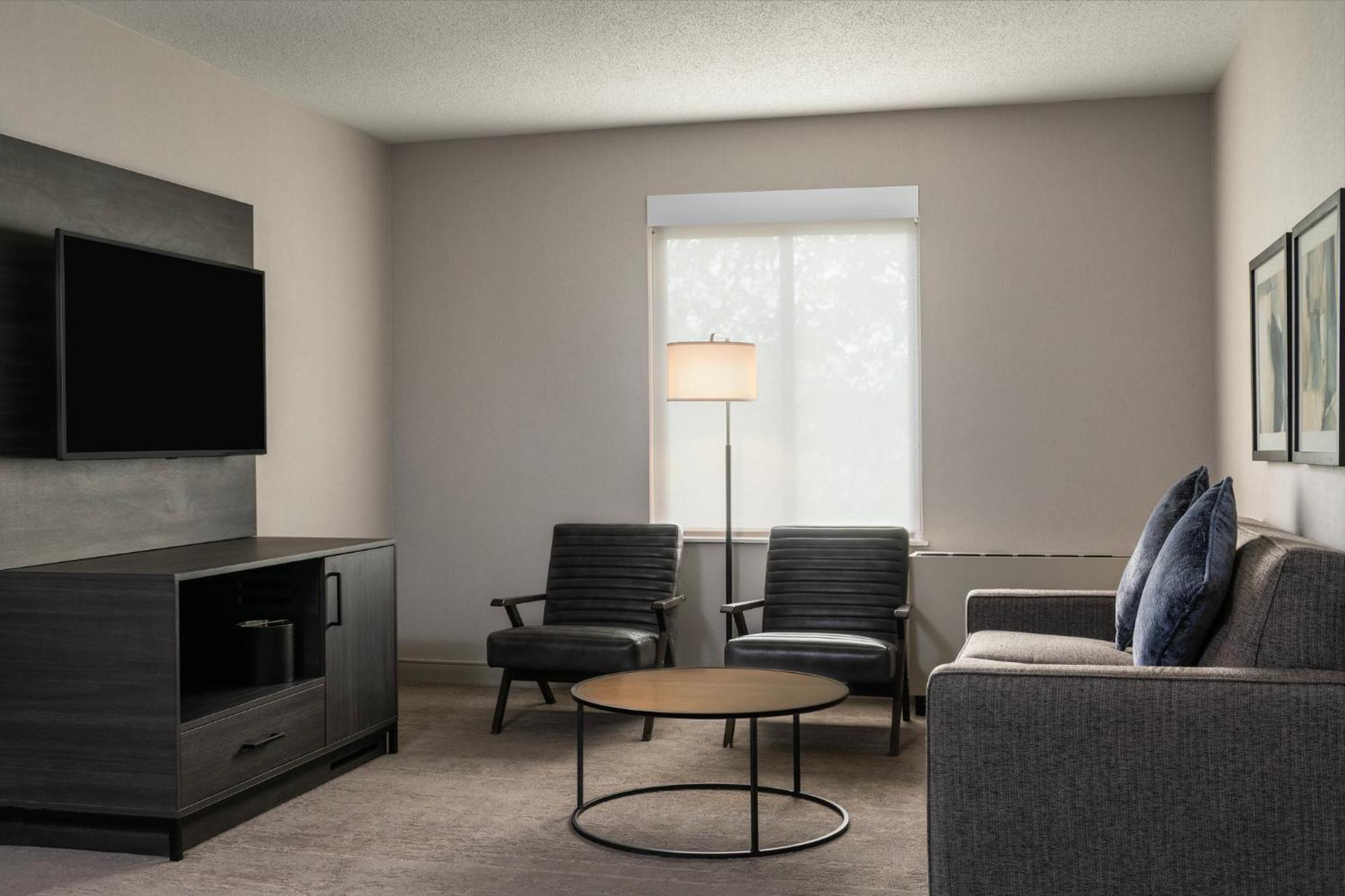 Holiday Inn Express South Burlington - Downtown By Ihg Exterior foto